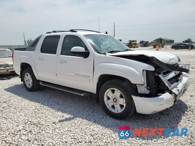 Czwarte zdjęcie samochodu z boku: 2011 CHEVROLET AVALANCHE LT VIN:3GNTKFE35BG280663 - miniatura
