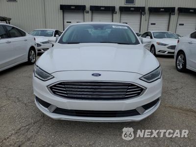 Piąte zdjęcie samochodu w środku: 2018 FORD FUSION SE HYBRID VIN:3FA6P0LU7JR129915 - miniatura