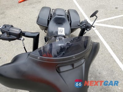 Piąte zdjęcie samochodu w środku: 2017 HARLEY-DAVIDSON FLHXS STREET GLIDE SPECIAL VIN:1HD1KRC18HB620357 - miniatura