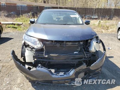 Piąte zdjęcie samochodu w środku: 2016 NISSAN ROGUE S VIN:KNMAT2MV9GP606153 - miniatura
