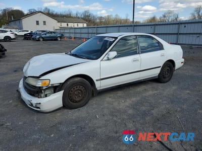 1996 HONDA ACCORD LX 1HGCD5639TA176920 - główne zdjęcie licytacji z USA - miniatura