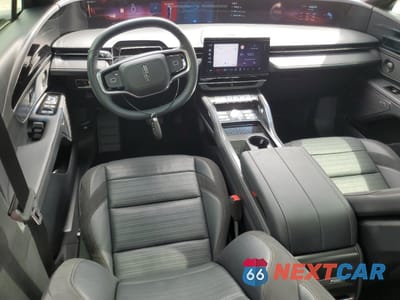 Zdjęcie 8 z 15 samochodu: 2024 LINCOLN NAUTILUS RESERVE VIN:5LMPJ8KA3RJ829113 - miniatura