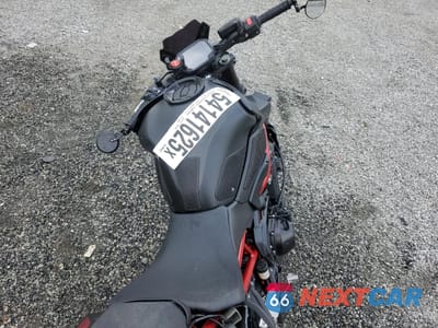 Zdjęcie 6 z 9 samochodu: 2021 KAWASAKI ZR900 F VIN:ML5ZRDF17MDA49809 - miniatura