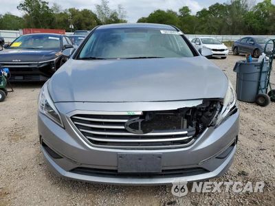 Piąte zdjęcie samochodu w środku: 2015 HYUNDAI SONATA SE VIN:5NPE24AF6FH084752 - miniatura