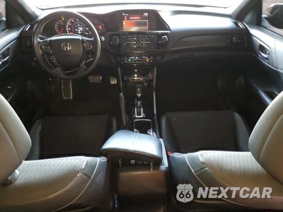Zdjęcie 8 z 14 samochodu: 2016 HONDA ACCORD SPORT VIN:1HGCR2F55GA037424 - miniatura