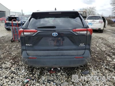 Zdjęcie 6 z 15 samochodu: 2020 TOYOTA RAV4 XLE VIN:2T3RWRFV1LW093981 - miniatura