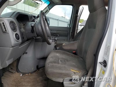 Zdjęcie 7 z 15 samochodu: 2013 FORD ECONOLINE E350 SUPER DUTY WAGON VIN:1FBSS3BL9DDA71342 - miniatura