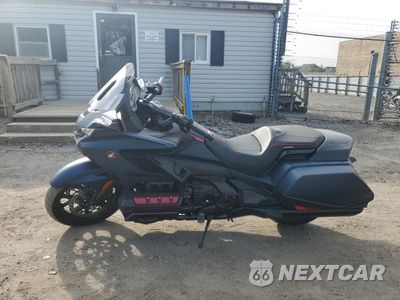 Trzecie zdjęcie samochodu z tyłu: 2022 HONDA GL1800 B VIN:JH2SC7940NK400383 - miniatura