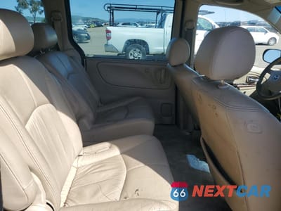 Zdjęcie 11 z 13 samochodu: 2000 MAZDA MPV WAGON VIN:JM3LW28G3Y0156433 - miniatura