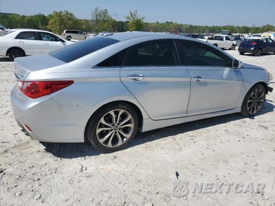 Trzecie zdjęcie samochodu z tyłu: 2014 HYUNDAI SONATA SE VIN:5NPEC4AB5EH815955 - miniatura