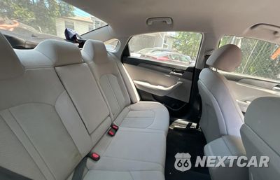 Zdjęcie 6 z 11 samochodu: 2018 HYUNDAI SONATA SE VIN:5NPE24AF9JH707435 - miniatura