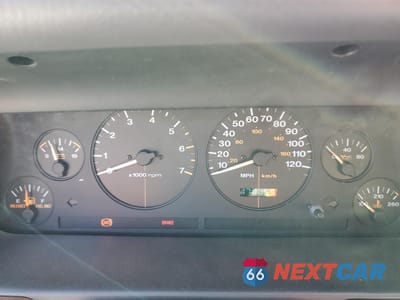 Zdjęcie 9 z 14 samochodu: 1998 JEEP GRAND CHEROKEE LAREDO VIN:1J4GZ58S5WC326028 - miniatura