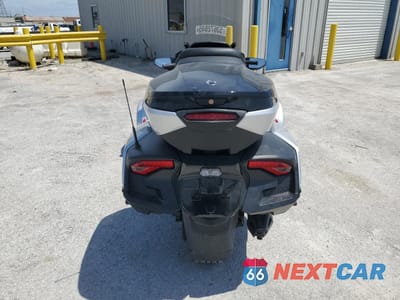 Czwarte zdjęcie samochodu z boku: 2022 CAN-AM SPYDER ROADSTER RT VIN:2BXNBDD21NV004341 - miniatura