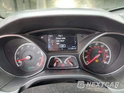 Zdjęcie 9 z 14 samochodu: 2014 FORD FOCUS ST VIN:1FADP3L98EL342381 - miniatura