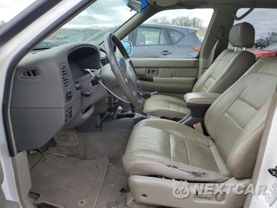 Zdjęcie 7 z 13 samochodu: 1999 INFINITI QX4 VIN:JNRAR07Y6XW060829 - miniatura