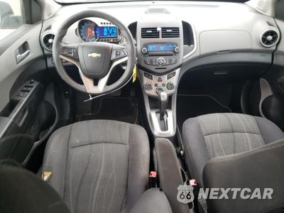 Zdjęcie 8 z 12 samochodu: 2012 CHEVROLET SONIC LT VIN:1G1JC5SH1C4186021 - miniatura