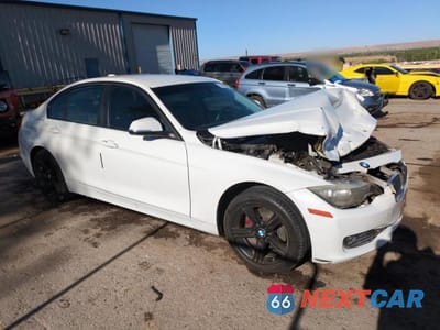 Czwarte zdjęcie samochodu z boku: 2012 BMW 328 I VIN:WBA3A5G5XCNP17664 - miniatura