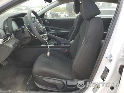 Zdjęcie 7 z 12 samochodu: 2025 HYUNDAI ELANTRA BLUE VIN:KMHLM4DJ7SU134636 - miniatura