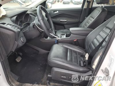 Zdjęcie 7 z 15 samochodu: 2017 FORD ESCAPE TITANIUM VIN:1FMCU0J94HUE29186 - miniatura