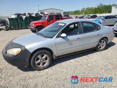 2001 FORD TAURUS SES 1FAFP55U91G196212 - główne zdjęcie licytacji z USA - miniatura