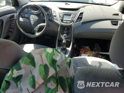 Zdjęcie 8 z 13 samochodu: 2015 HYUNDAI ELANTRA SE VIN:5NPDH4AE9FH586267 - miniatura