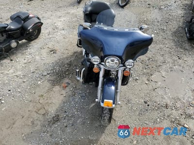 Piąte zdjęcie samochodu w środku: 2013 HARLEY-DAVIDSON FLHTK ELECTRA GLIDE ULTRA LIMITED VIN:1HD1KEM17DB610338 - miniatura