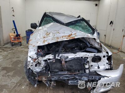 Piąte zdjęcie samochodu w środku: 2002 ISUZU RODEO S VIN:4S2DM58W924331185 - miniatura