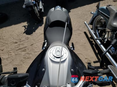 Piąte zdjęcie samochodu w środku: 2017 BMW R1200 R VIN:WB10A1409HZ197980 - miniatura