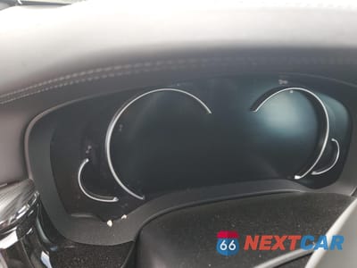 Zdjęcie 9 z 13 samochodu: 2019 BMW M5 VIN:WBSJF0C56KB448351 - miniatura