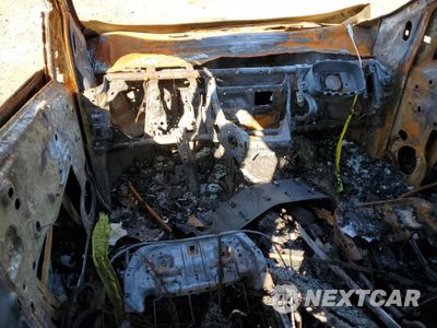 Zdjęcie 8 z 11 samochodu: 2016 FORD ESCAPE SE VIN:1FMCU9GX0GUB26124 - miniatura