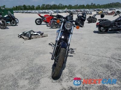 Drugie zdjęcie samochodu z przodu: 2020 HONDA VT1300 CX VIN:JH2SC612XLK500024 - miniatura