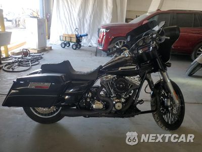 2011 HARLEY-DAVIDSON FLHTK 1HD1KEM15BB660930 - główne zdjęcie licytacji z USA - miniatura