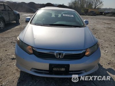 Piąte zdjęcie samochodu w środku: 2012 HONDA CIVIC LX VIN:19XFB2F53CE005904 - miniatura