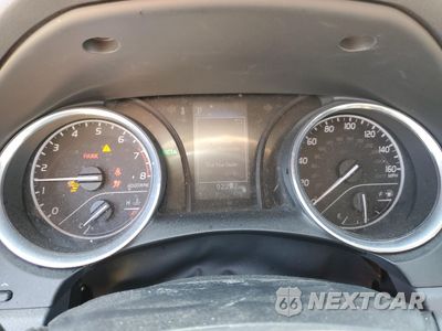 Zdjęcie 9 z 14 samochodu: 2019 TOYOTA CAMRY L VIN:4T1B11HK8KU854887 - miniatura