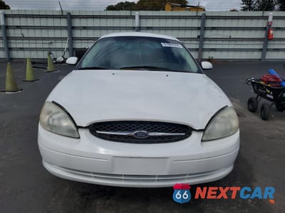 Piąte zdjęcie samochodu w środku: 2001 FORD TAURUS SES VIN:1FAFP55U71A175751 - miniatura