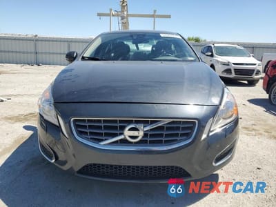 Piąte zdjęcie samochodu w środku: 2012 VOLVO S60 T5 VIN:YV1622FS5C2036262 - miniatura