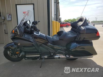 Trzecie zdjęcie samochodu z tyłu: 2014 HONDA GL1800 L VIN:JH2SC68Y1EK000153 - miniatura