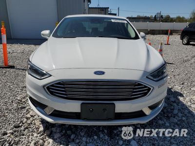 Piąte zdjęcie samochodu w środku: 2018 FORD FUSION SE HYBRID VIN:3FA6P0LU1JR172047 - miniatura
