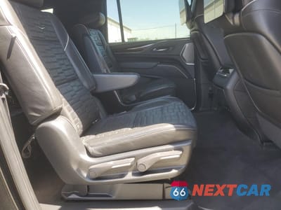 Zdjęcie 11 z 13 samochodu: 2022 CADILLAC ESCALADE ESV PREMIUM LUXURY PLATINUM VIN:1GYS4MKL1NR140583 - miniatura