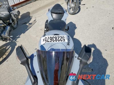 Piąte zdjęcie samochodu w środku: 2022 SUZUKI GSX-R750 VIN:JS1GR7MA7N7101514 - miniatura