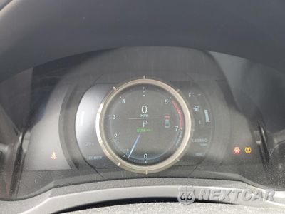 Zdjęcie 9 z 12 samochodu: 2016 LEXUS IS 200T VIN:JTHBA1D28G5022184 - miniatura