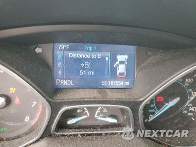 Zdjęcie 9 z 15 samochodu: 2014 FORD FOCUS SE VIN:1FADP3K28EL335600 - miniatura