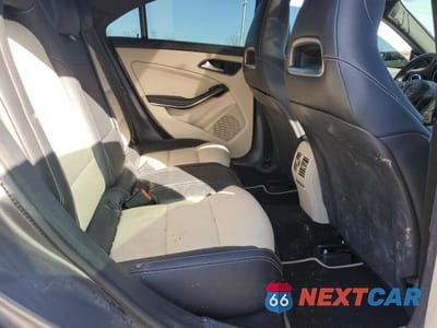 Zdjęcie 10 z 13 samochodu: 2018 MERCEDES-BENZ CLA 250 4MATIC VIN:WDDSJ4GB6JN569790 - miniatura