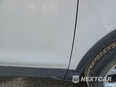 Zdjęcie 12 z 13 samochodu: 2019 FORD ESCAPE SE VIN:1FMCU0GD5KUB94784 - miniatura