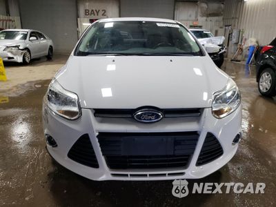 Piąte zdjęcie samochodu w środku: 2013 FORD FOCUS SE VIN:1FADP3F26DL241675 - miniatura