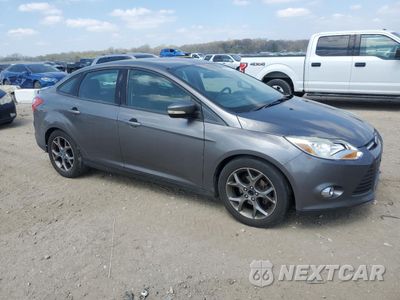 Czwarte zdjęcie samochodu z boku: 2013 FORD FOCUS SE VIN:1FADP3F27DL246710 - miniatura
