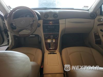 Zdjęcie 8 z 12 samochodu: 2007 MERCEDES-BENZ CLK 550 VIN:WDBTJ72H87F210499 - miniatura