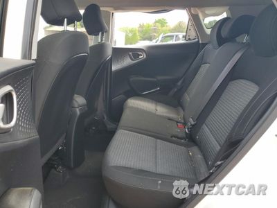 Zdjęcie 11 z 14 samochodu: 2021 KIA SOUL GT LINE VIN:KNDJ63AU6M7138144 - miniatura
