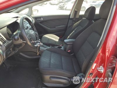 Zdjęcie 7 z 12 samochodu: 2016 KIA FORTE LX VIN:KNAFK4A69G5597125 - miniatura