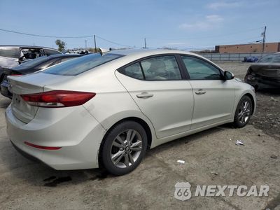 Trzecie zdjęcie samochodu z tyłu: 2017 HYUNDAI ELANTRA SE VIN:KMHD84LF8HU229477 - miniatura